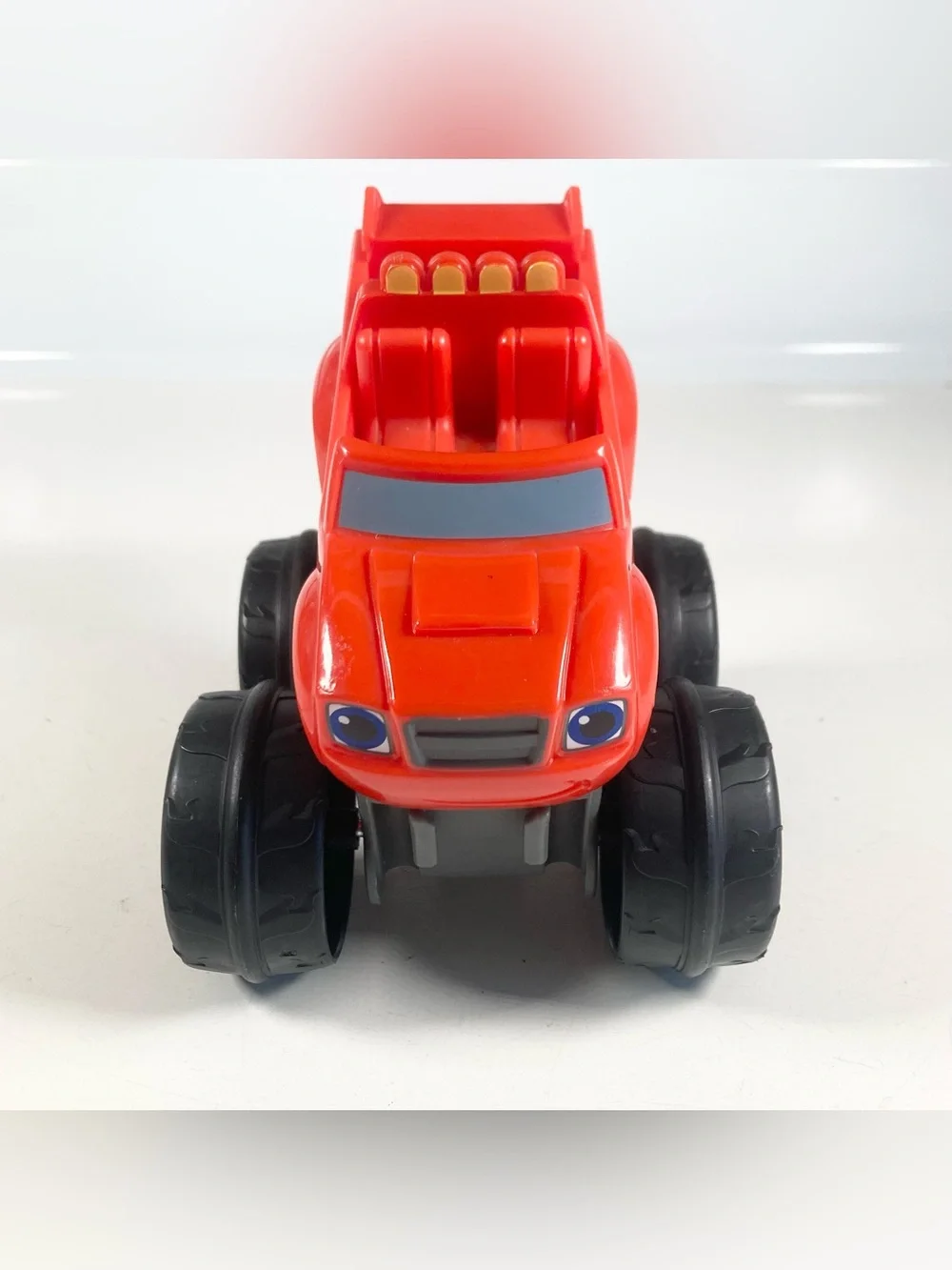 Blaze and the Monster Machines Blaze Slam N Go 4x4 Truck Toy